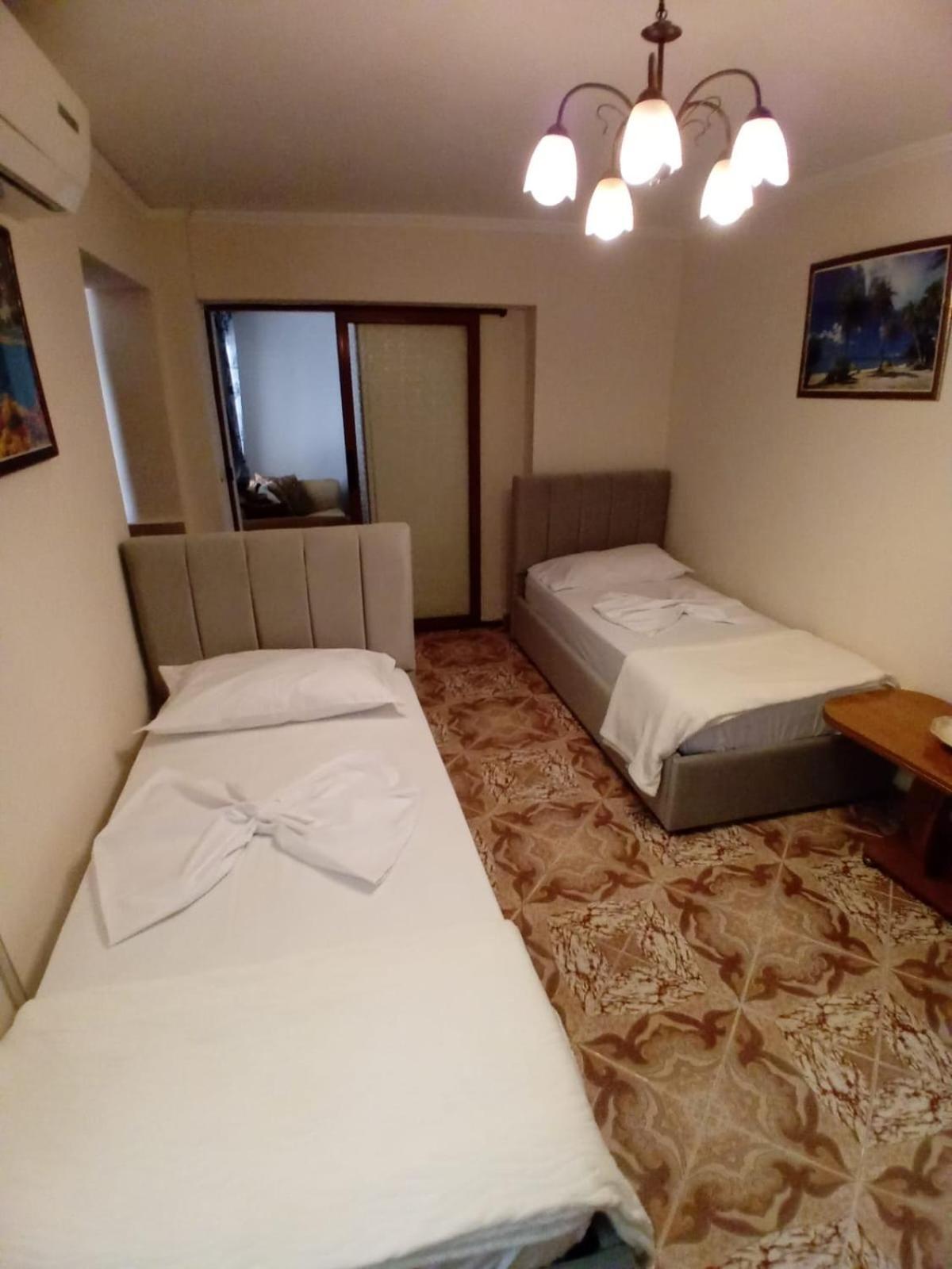 Gogo'S Sea Side Apartment Sarandë 外观 照片