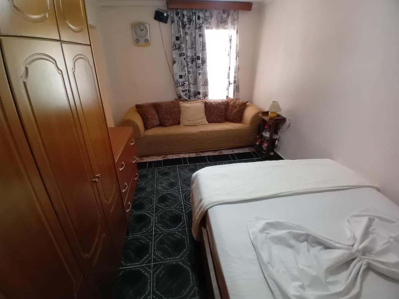 Gogo'S Sea Side Apartment Sarandë 外观 照片